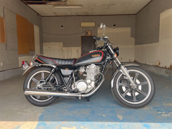 SR400