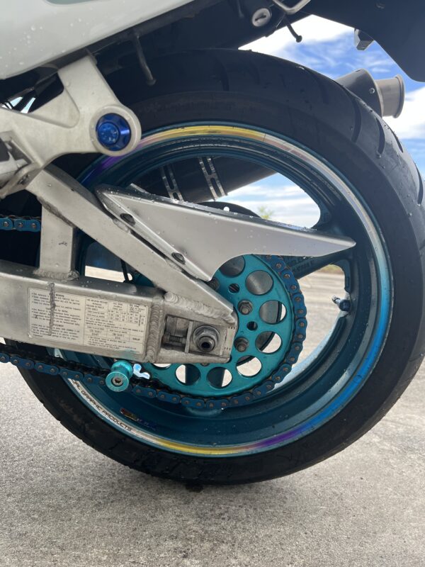 スズキ GSX-R1100W GU75A キャブ車 水冷エンジン - 画像 (10)