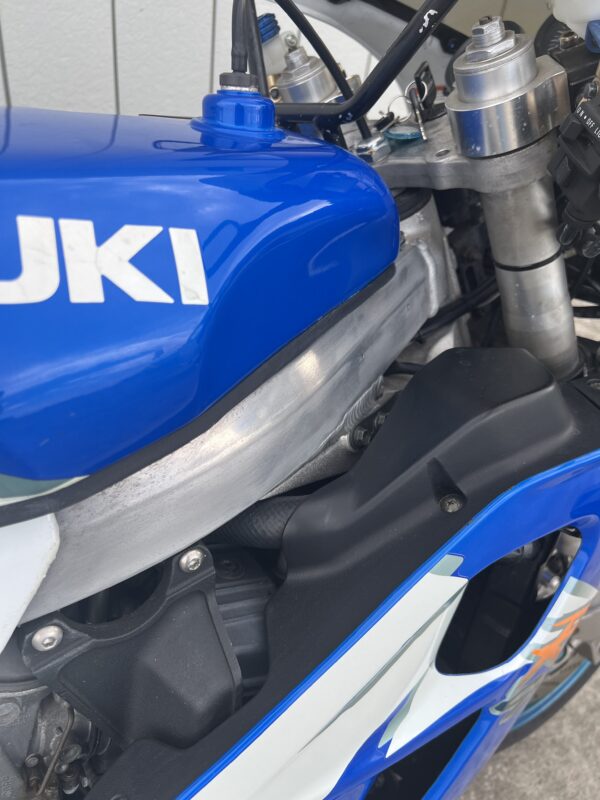 スズキ GSX-R1100W GU75A キャブ車 水冷エンジン - 画像 (19)